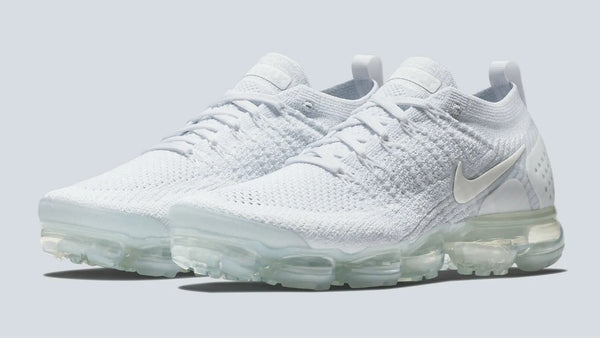 Air VaporMax Flyknit 2 Triple White Shoes