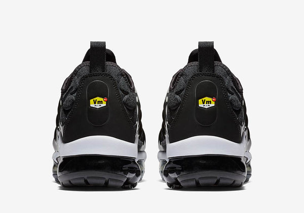 Air VaporMax Plus Black White Shoes