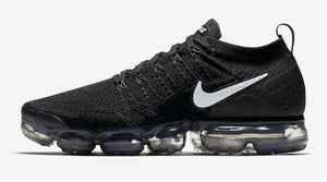 Air VaporMax Flyknit 2 Black White Shoes