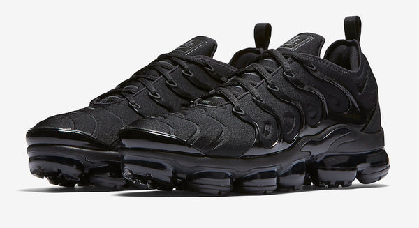 Air VaporMax Plus Triple Black Shoes